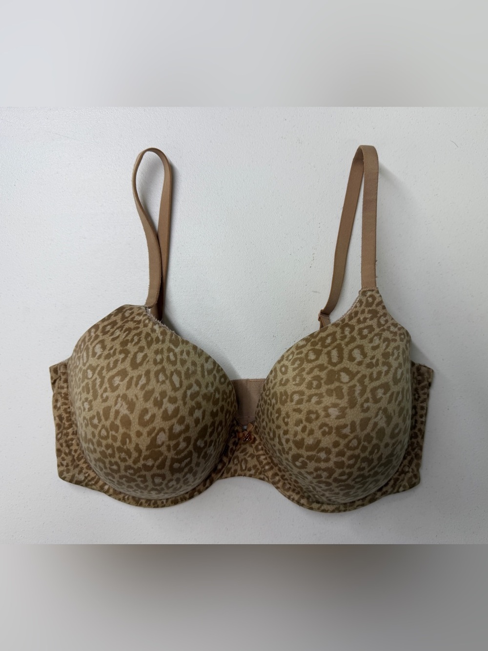 Victoria’s Secret Bra 36DD Leopard Animal Print Lightly Lined Underwire Tan